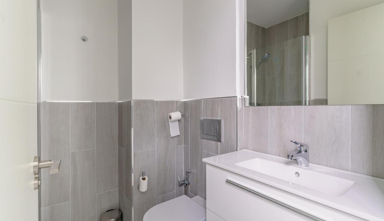 Apartamento Garden Art V Apartment Granada Ngoại thất bức ảnh